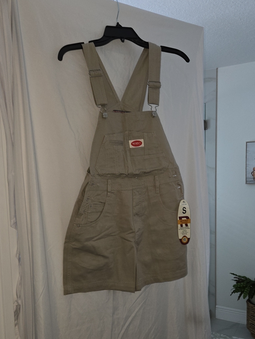 Vintage Revolt Women's Khaki Short Overalls